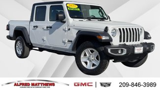 Used 2023 Jeep Gladiator Sport image 1