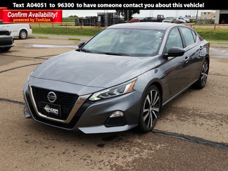 Used 2022 Nissan Altima 2.5 SR image 1