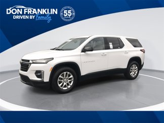 Used 2023 Chevrolet Traverse LS image 1