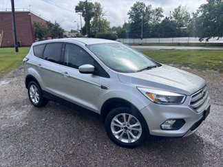 Used 2017 Ford Escape SE image 1