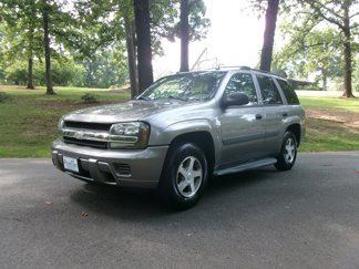 Used 2005 Chevrolet TrailBlazer LS w/ LS Preferred Equipment Group image 1