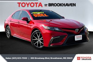 Used 2023 Toyota Camry SE image 1