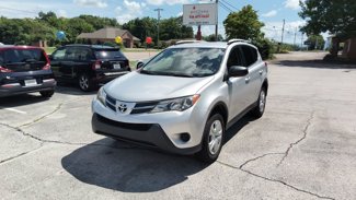 Used 2015 Toyota RAV4 LE image 1