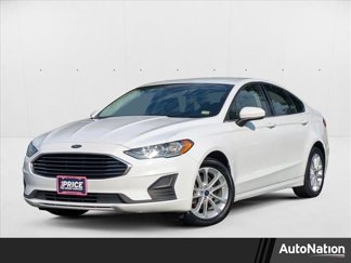 Used 2019 Ford Fusion SE image 1