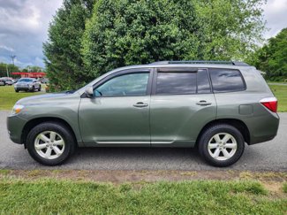 Used 2010 Toyota Highlander SE image 1
