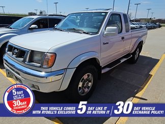 Used 2000 Nissan Frontier SE Desert Runner image 1