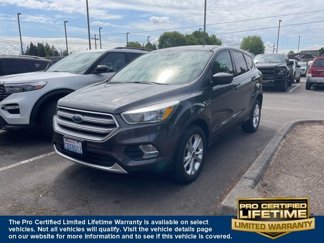 Used 2017 Ford Escape SE image 1