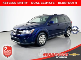 Used 2019 Dodge Journey SE image 1