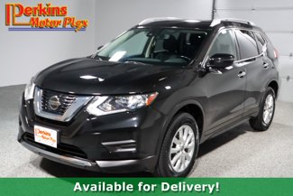 Used 2020 Nissan Rogue SV image 1