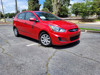 Used 2014 Hyundai Accent GS image 1