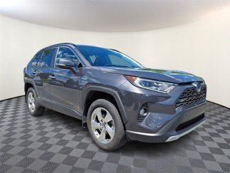 Used 2019 Toyota RAV4 Limited image 1