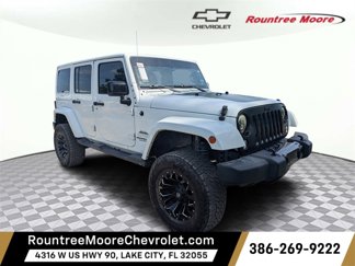 Used 2014 Jeep Wrangler Unlimited Sahara image 1
