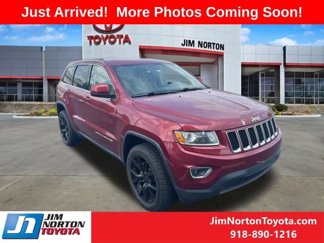 Used 2014 Jeep Grand Cherokee Laredo w/ Trailer Tow Group IV image 1
