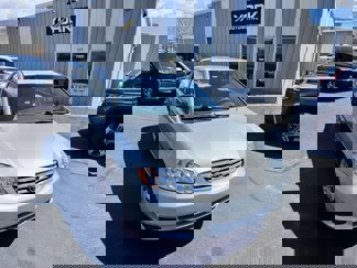 Used 2004 Toyota Corolla CE image 1