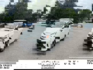 Used 2017 Toyota Prius V Five image 1