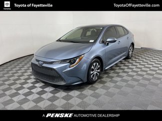 Certified 2022 Toyota Corolla LE image 1