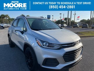 Used 2022 Chevrolet Trax LT w/ Sport Edition image 1