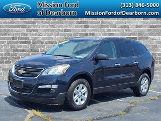 Used 2015 Chevrolet Traverse LS image 1