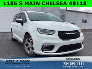 Certified 2023 Chrysler Pacifica Limited image 1