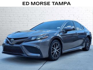 Used 2021 Toyota Camry SE image 1