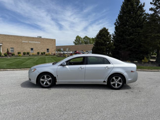 Used 2011 Chevrolet Malibu LT image 1