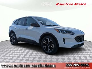 Used 2021 Ford Escape SE w/ SE Sport Appearance Package image 1