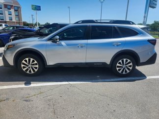 Used 2021 Subaru Outback Premium image 1