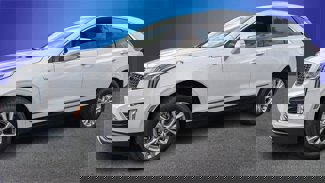 New 2025 Cadillac XT5 Luxury image 1