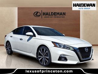 Used 2019 Nissan Altima 2.5 Platinum image 1