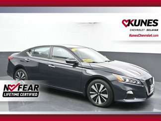 Used 2022 Nissan Altima 2.5 SV image 1