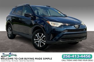 Used 2017 Toyota RAV4 LE image 1