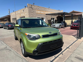 Used 2015 Kia Soul + image 1