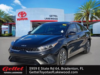 Used 2024 Kia Forte LXS w/ LXS Technology Package image 1