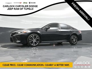 Used 2018 Toyota Camry L image 1