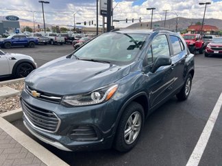 Used 2022 Chevrolet Trax LT w/ LT Convenience Package image 1
