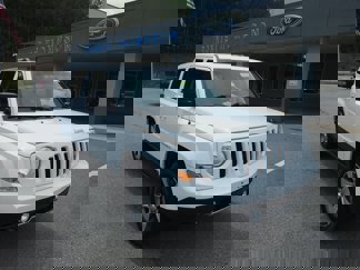 Used 2017 Jeep Patriot High Altitude image 1