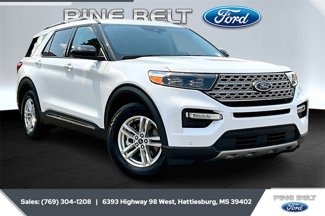 Used 2023 Ford Explorer Limited image 1