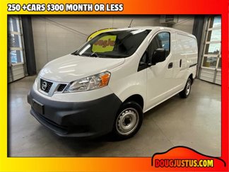 Used 2017 Nissan NV200 S image 1