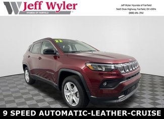 Used 2022 Jeep Compass Latitude image 1