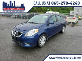 Used 2013 Nissan Versa SV image 1