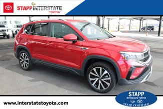 Used 2022 Volkswagen Taos SE image 1