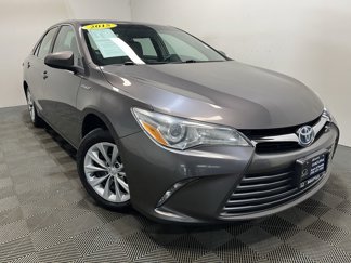Used 2015 Toyota Camry LE image 1