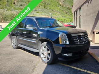 Used 2013 Cadillac Escalade Luxury image 1