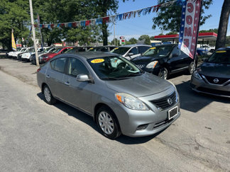 Used 2012 Nissan Versa SV image 1
