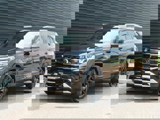 Used 2022 Volkswagen Atlas Cross Sport SE image 1