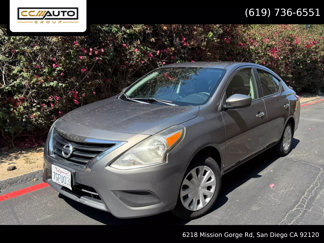 Used 2015 Nissan Versa SV image 1