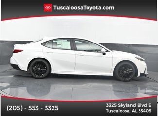 New 2025 Toyota Camry SE image 1
