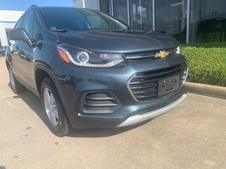 Used 2022 Chevrolet Trax LT w/ LT Convenience Package image 1