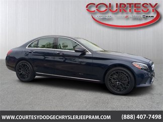 Used 2019 Mercedes-Benz C 300 4MATIC Sedan image 1