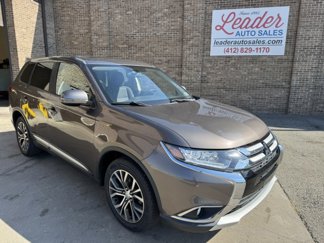 Used 2018 Mitsubishi Outlander ES image 1